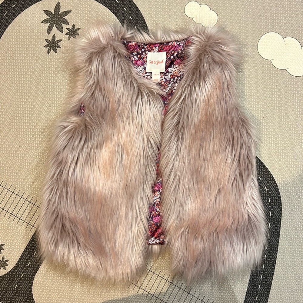 Cat&Jack furry vest